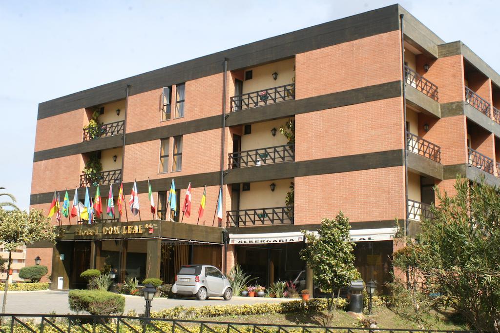 Hotel Dom Leal วาลองโก ภายนอก รูปภาพ